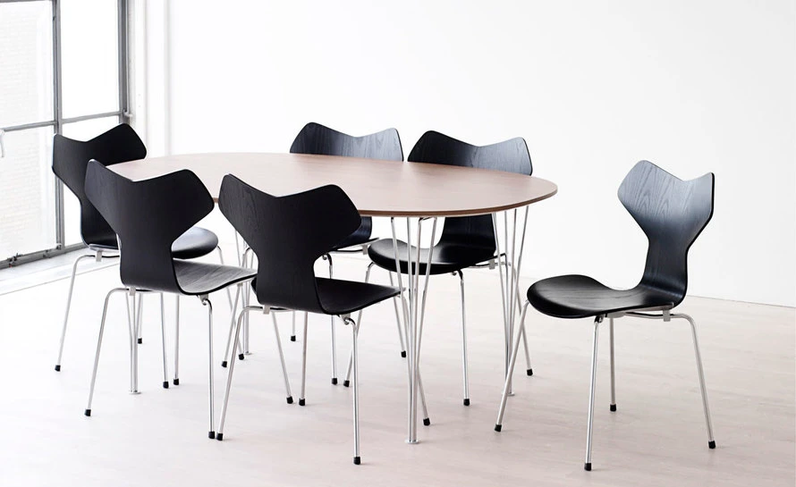 Fritz Hansen Grand Prix Chair 7 Fritz Hansen Grand Prix Chair - Image 5