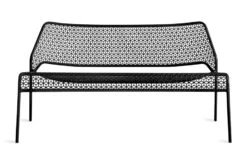 Hot Mesh Settee