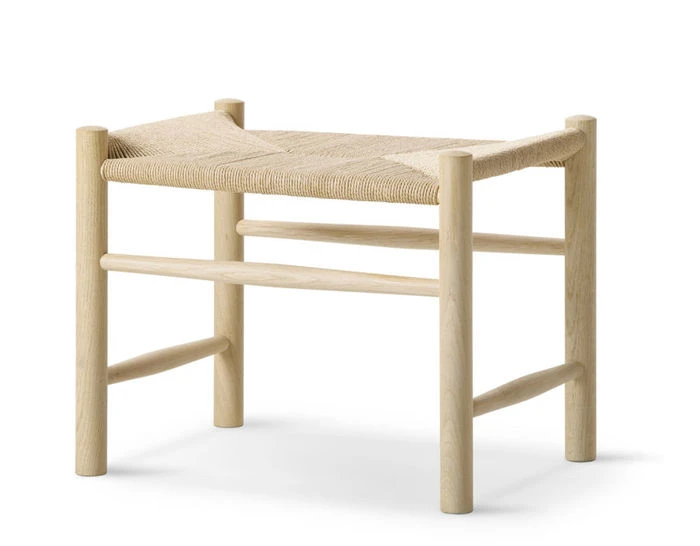 Wegner J16 Stool 4 Wegner J16 Stool - Image 2