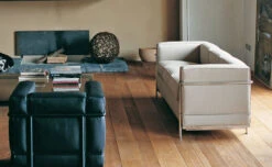 Le Corbusier Lc2 3 Seat Sofa -Fritz Hansen Sales le corbusier lc2 3 seat sofa cassina 5